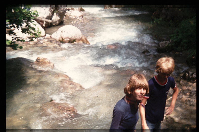 30.Tscheppaschlucht jul 1978 Marion,Peter.JPG